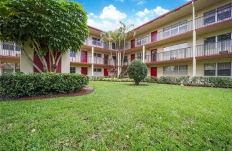251 SW 134TH WAY 204M, PEMBROKE PINES, F..., Pembroke Pines, FL 33027