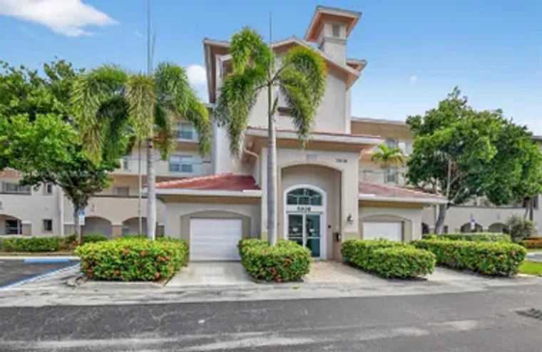 5938 CRYSTAL SHORES DR 103, BOYNTON BEAC..., Boynton Beach, FL 33437