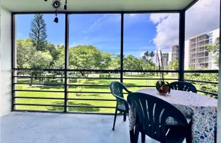 20500 W COUNTRY CLUB DR 210, AVENTURA, F..., Aventura, FL 33180