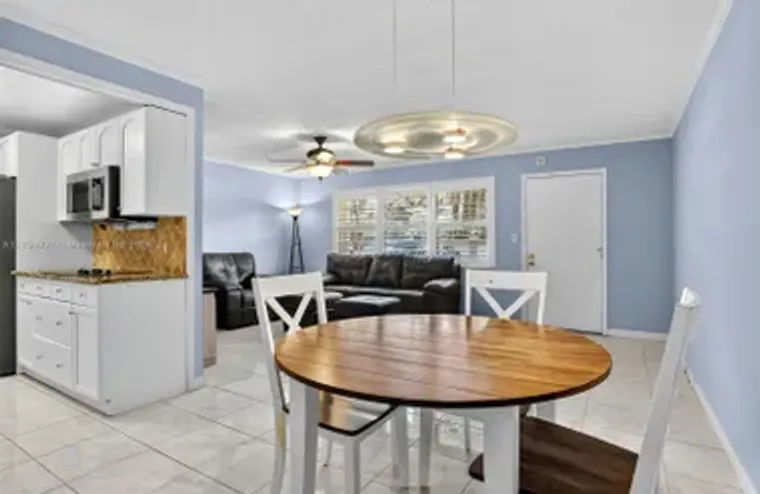 2405 ANTIGUA CIR E1, COCONUT CREEK, FL, ..., Coconut Creek, FL 33066