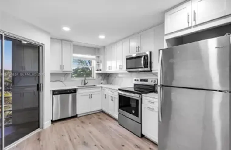 3524 VIA POINCIANA 302, LAKE WORTH, FL, ..., Lake Worth, FL 33467