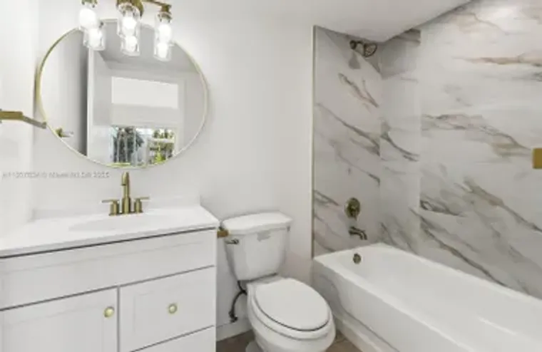 447 SAXONY J # 447, DELRAY BEACH, FL, 33..., Delray Beach, FL 33446