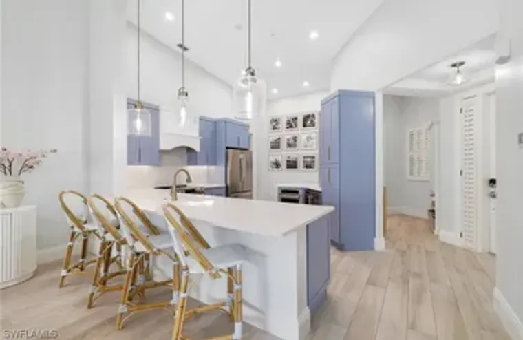 831 SAILAWAY LN 202, NAPLES, FL, 34108, Naples, FL 34108