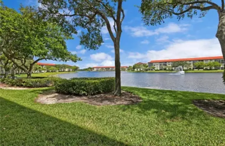 12901 SW 15TH CT 105V, PEMBROKE PINES, F..., Pembroke Pines, FL 33027