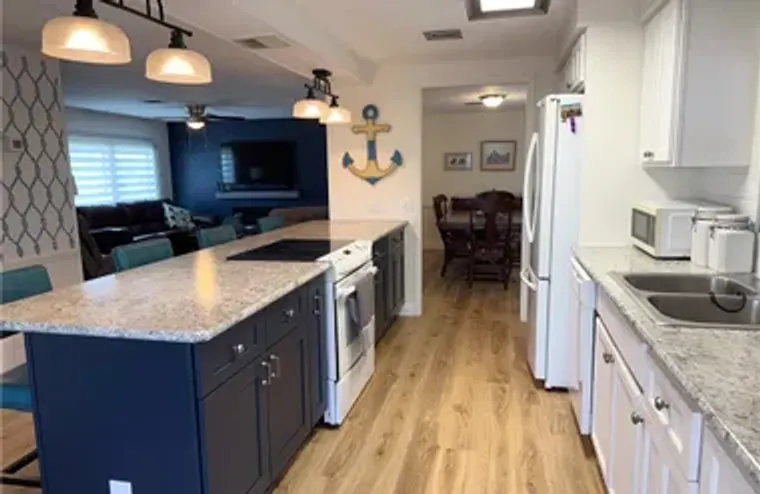 5513 SIR WALTER WAY, NORTH FORT MYERS, F..., North Fort Myers, FL 33917