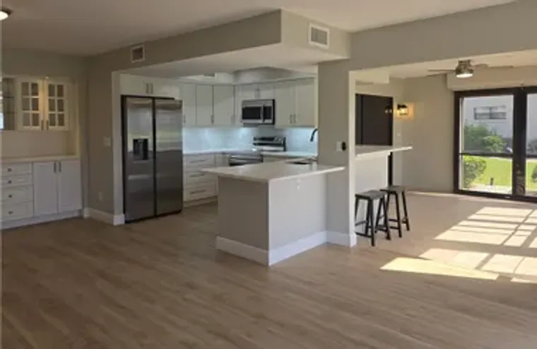 5790 TRAILWINDS DR 111, FORT MYERS, FL, ..., Fort Myers, FL 33907