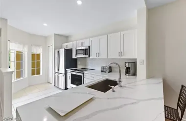 9185 CELESTE DR 204, NAPLES, FL, 34113, Naples, FL 34113