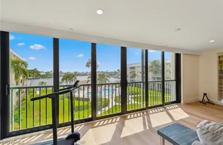 3000 GULF SHORE BLVD 307, NAPLES, FL, 34..., Naples, FL 34103