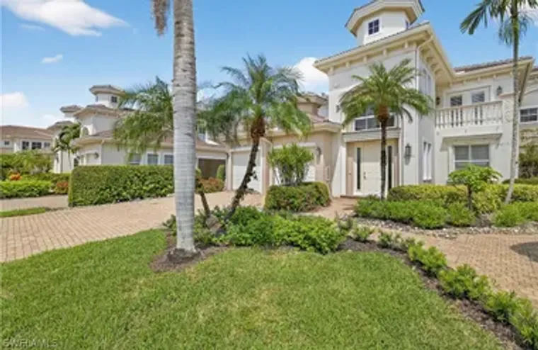 575 AVELLINO ISLES CIR 201, NAPLES, FL, ..., Naples, FL 34119