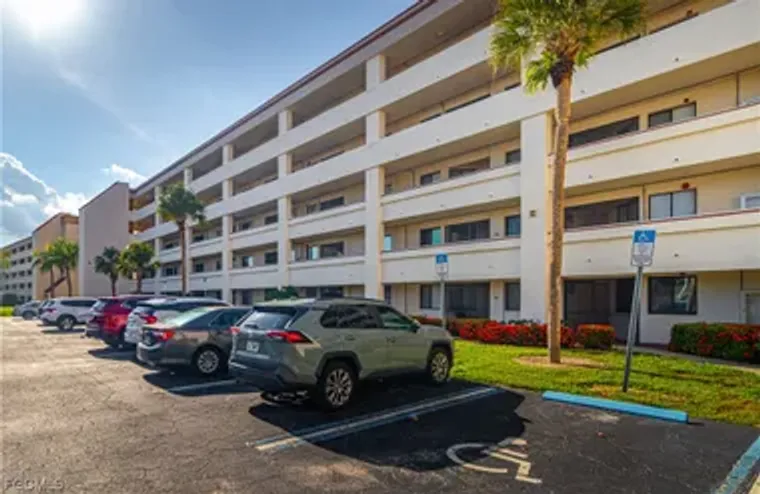 7410 LAKE BREEZE DR 203, FORT MYERS, FL,..., Fort Myers, FL 33907