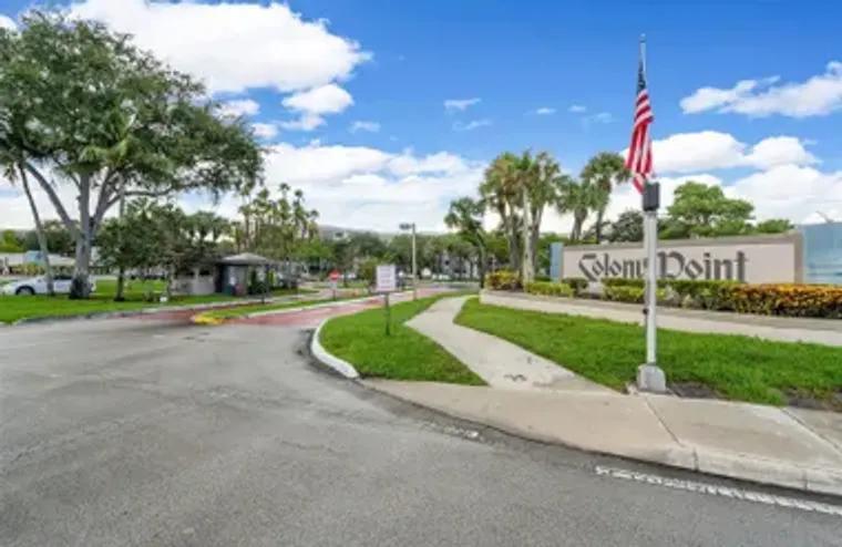 1100 COLONY POINT CIR 504, PEMBROKE PINE..., Pembroke Pines, FL 33026