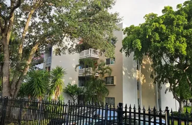 3571 INVERRARY DR 409, LAUDERHILL, FL, 3..., Lauderhill, FL 33319