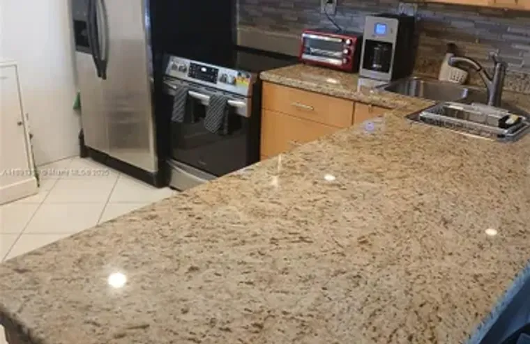 330 SE 2ND ST APT 503E, HALLANDALE BEACH..., Hallandale Beach, FL 33009