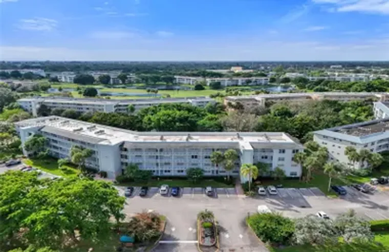 3001 PORTOFINO ISLE K2, COCONUT CREEK, F..., Coconut Creek, FL 33066