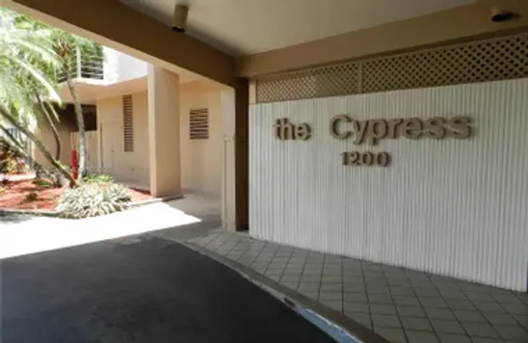 1200 SAINT CHARLES PL 509, PEMBROKE PINE..., Pembroke Pines, FL 33026