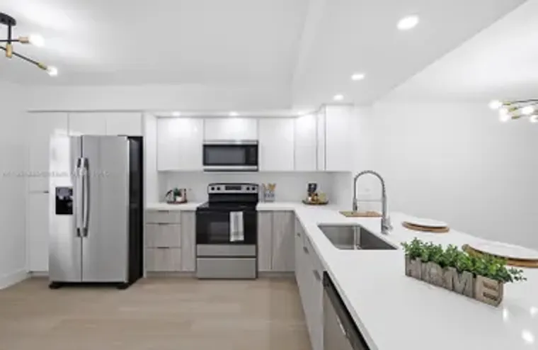 12500 SW 6TH ST 307N, PEMBROKE PINES, FL..., Pembroke Pines, FL 33027