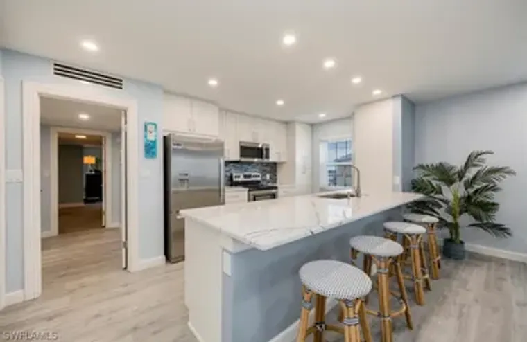 3483 GULF SHORE BLVD 604, NAPLES, FL, 34..., Naples, FL 34103