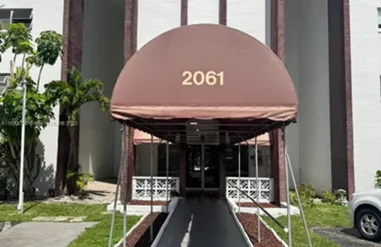 2061 NW 47TH TER 407, LAUDERHILL, FL, 33..., Lauderhill, FL 33313
