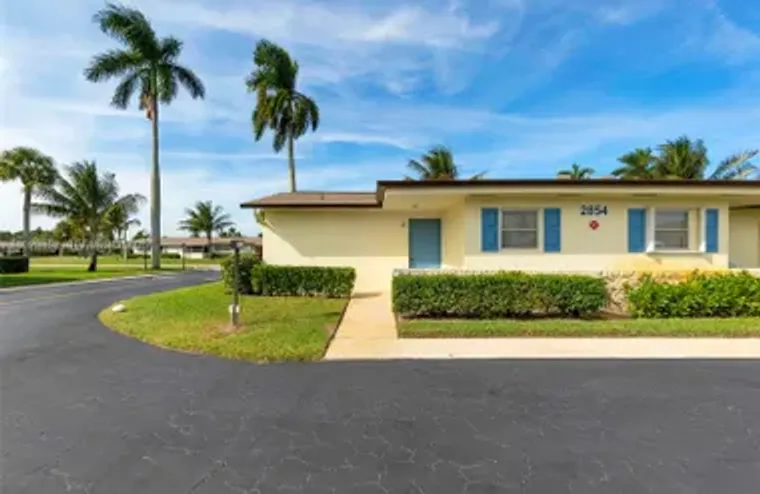 2854 CROSLEY DR J, WEST PALM BEACH, FL, ..., West Palm Beach, FL 33415