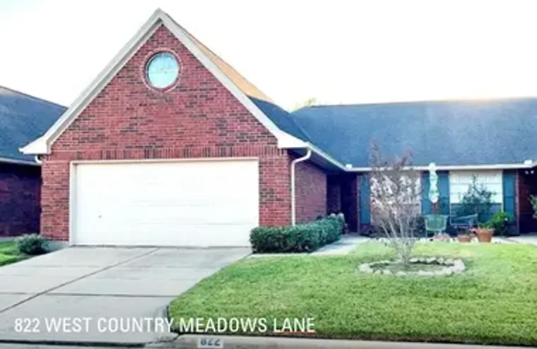 822 W COUNTRY MEADOWS LN, PEARLAND, TX, ..., Pearland, TX 77584
