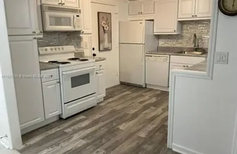 4770 NW 21ST ST 208, LAUDERHILL, FL, 333..., Lauderhill, FL 33313