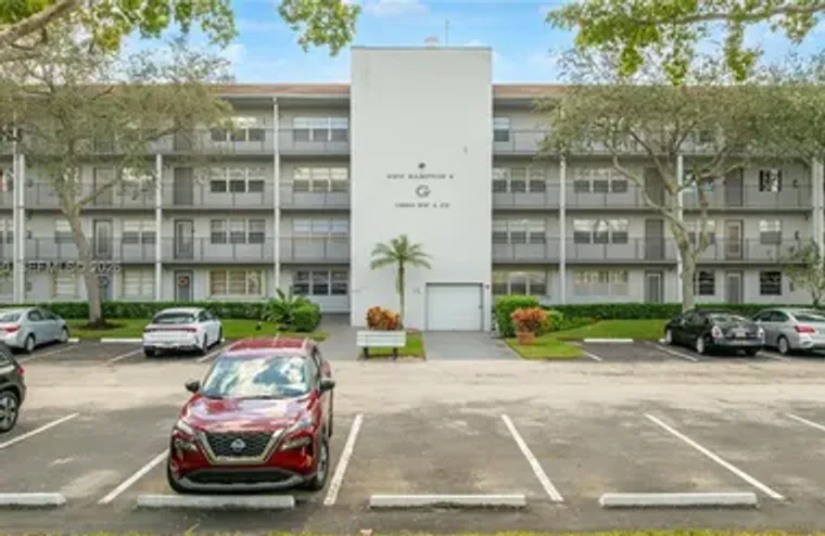 13250 SW 4TH CT 401G, PEMBROKE PINES, FL..., Pembroke Pines, FL 33027