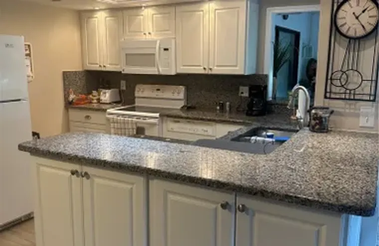 5770 TRAILWINDS DR 211, FORT MYERS, FL, ..., Fort Myers, FL 33907