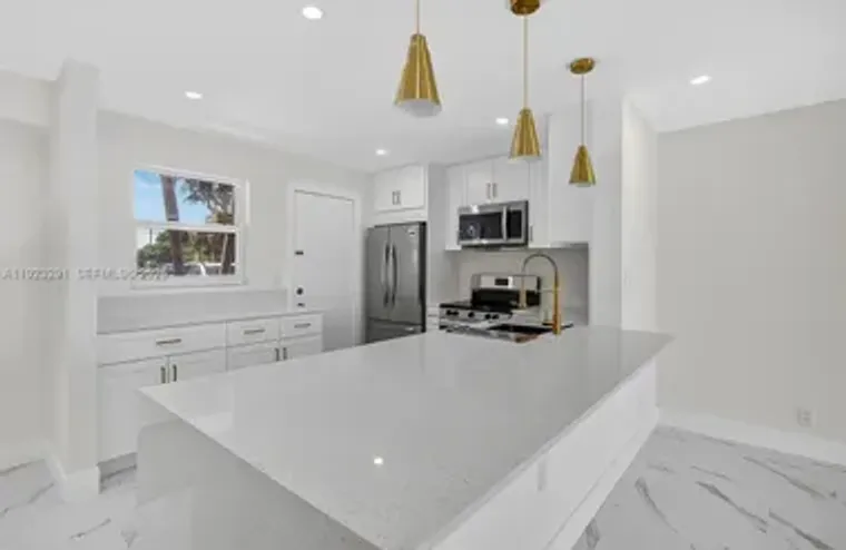 201 SE 11TH TER 102, DANIA BEACH, FL, 33..., Dania Beach, FL 33004