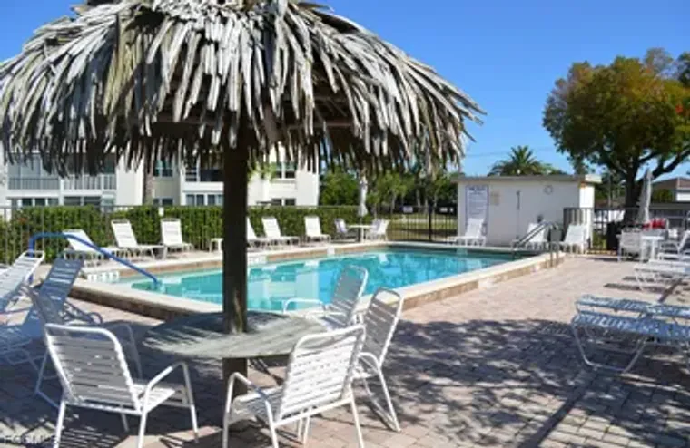 1624 PINE VALLEY DR 118, FORT MYERS, FL,..., Fort Myers, FL 33907