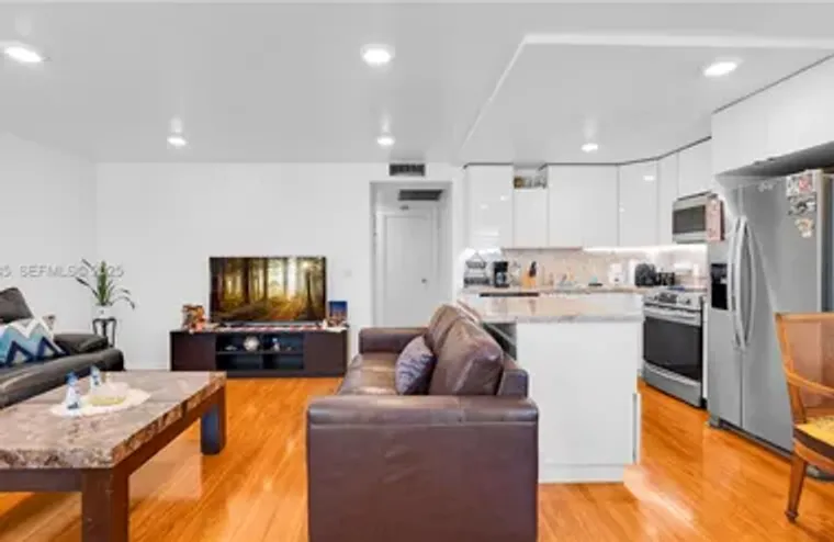 551 SW 135TH AVE B208, PEMBROKE PINES, F..., Pembroke Pines, FL 33027