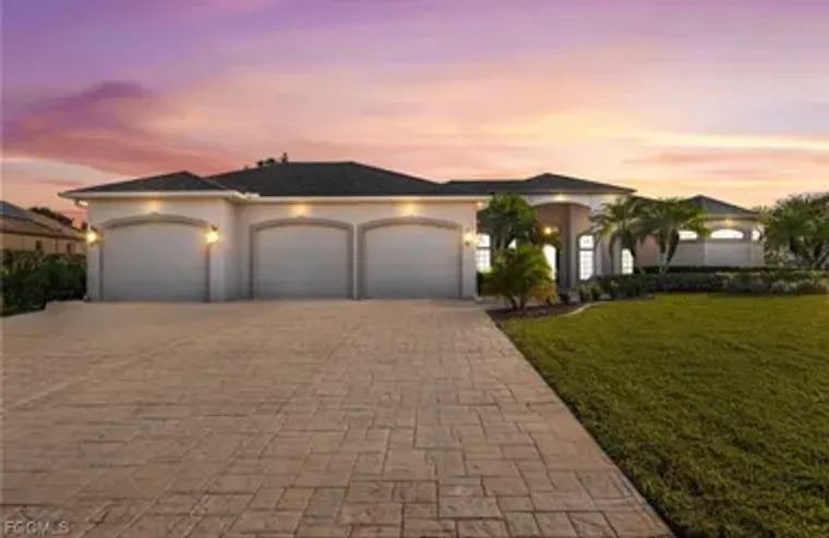 8230 HUNTERS GLEN CIR, NORTH FORT MYERS,..., North Fort Myers, FL 33917