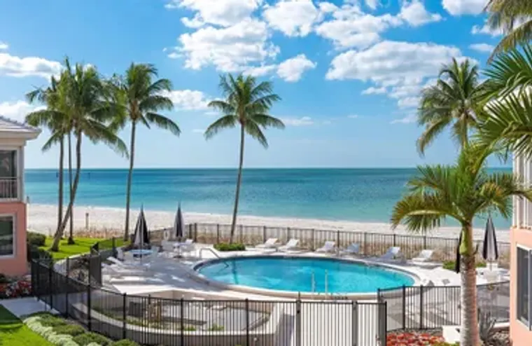 2401 GULF SHORE BLVD N VILLA 6, NAPLES, ..., Naples, FL 34103