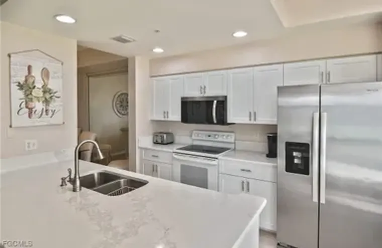 8076 QUEEN PALM LN APT 436, FORT MYERS, ..., Fort Myers, FL 33966