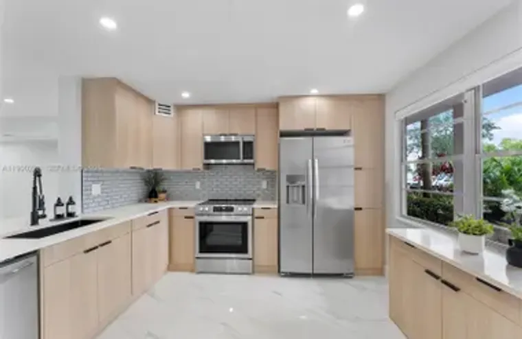 2004 GRANADA DR H1, COCONUT CREEK, FL, 3..., Coconut Creek, FL 33066