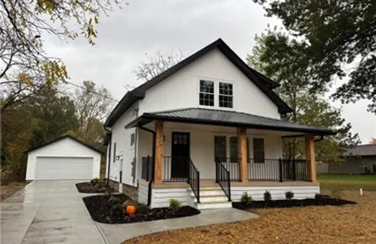 10001 MARKS RD, STRONGSVILLE, OH, 44149, Strongsville, OH 44149