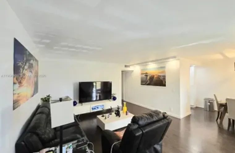 1401 SW 135TH TER 213H, PEMBROKE PINES, ..., Pembroke Pines, FL 33027