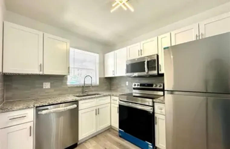 6750 ROYAL PALM BLVD 110E, MARGATE, FL, ..., Margate, FL 33063