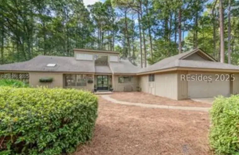 4 BROWN THRASHER RD, HILTON HEAD ISLAND,..., Hilton Head Island, SC 29926