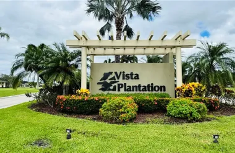 44 PLANTATION DR APT 102, VERO BEACH, FL..., Vero Beach, FL 32966
