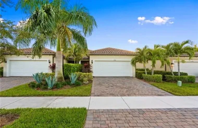 5208 UNITY SQ, VERO BEACH, FL, 32967, Vero Beach, FL 32967