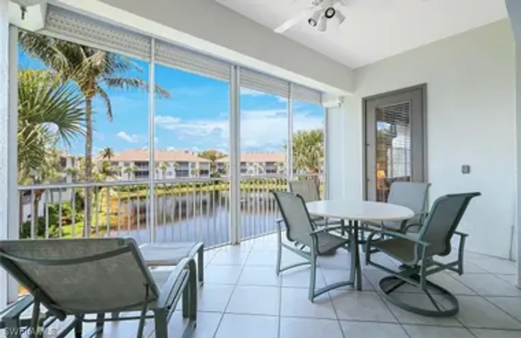 795 BENTWATER CIR 202, NAPLES, FL, 34108, Naples, FL 34108