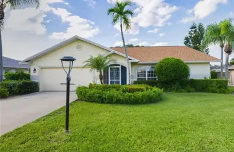 121 ESTELLE DR, NAPLES, FL, 34112, Naples, FL 34112