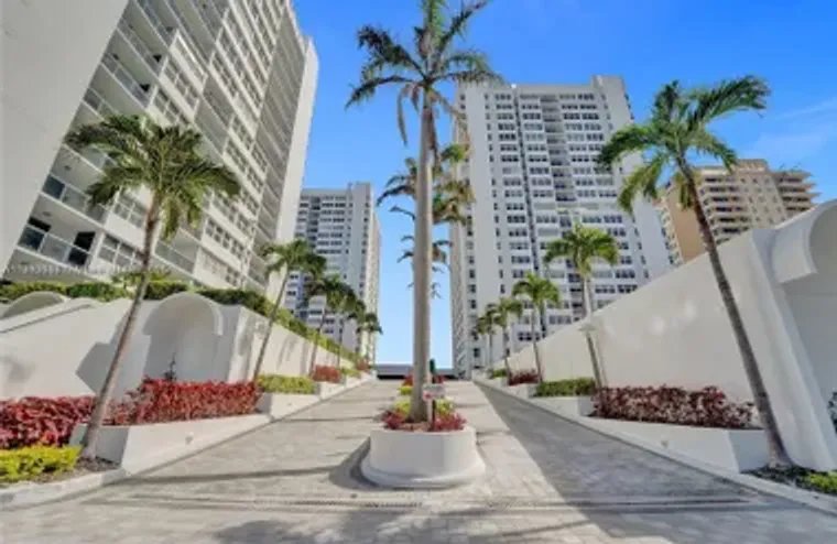 1880 S OCEAN DR 203, HALLANDALE BEACH, F..., Hallandale Beach, FL 33009