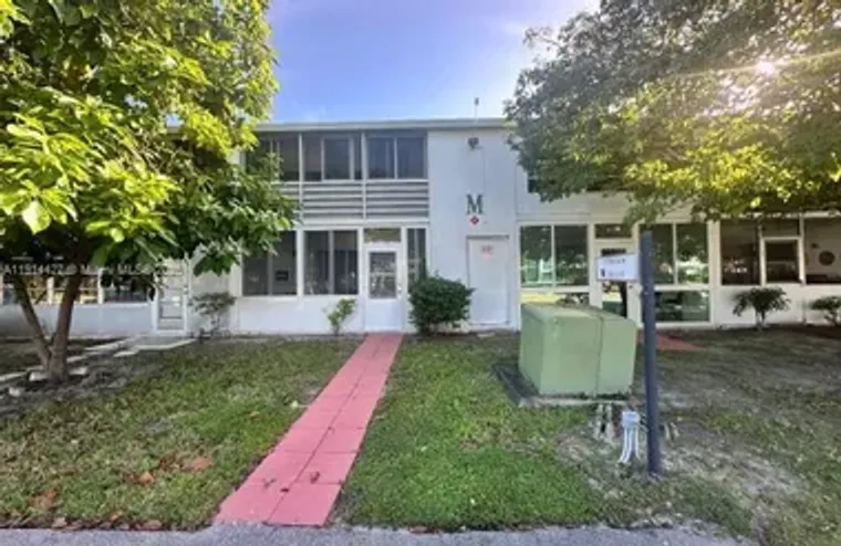 302 FARNHAM M # 302, DEERFIELD BEACH, FL..., Deerfield Beach, FL 33442