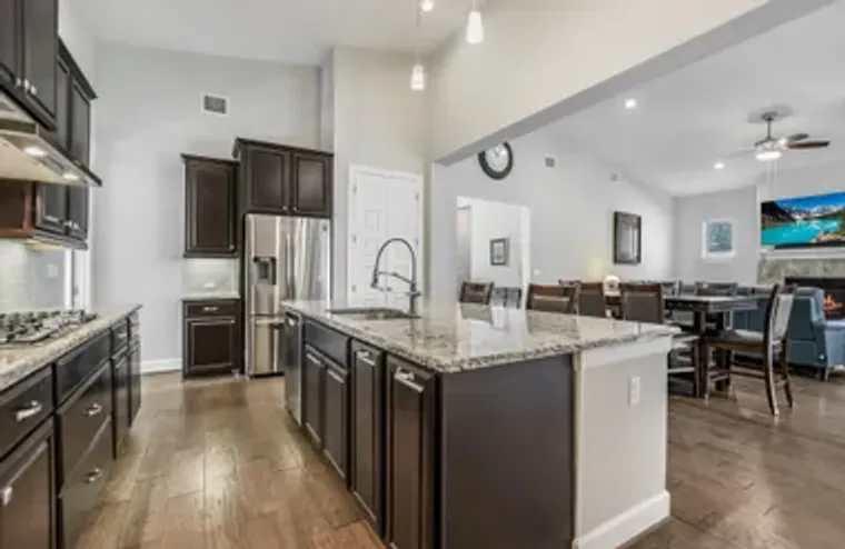 804 DANCING OAK LN, SAN MARCOS, TX, 7866..., San Marcos, TX 78666