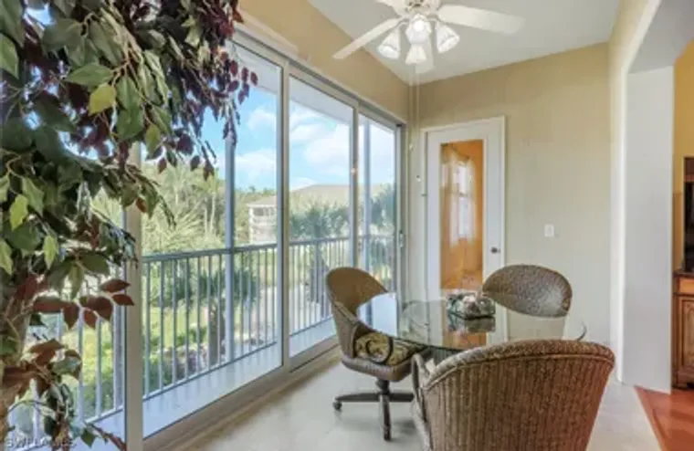 820 BENTWATER CIR 202, NAPLES, FL, 34108, Naples, FL 34108