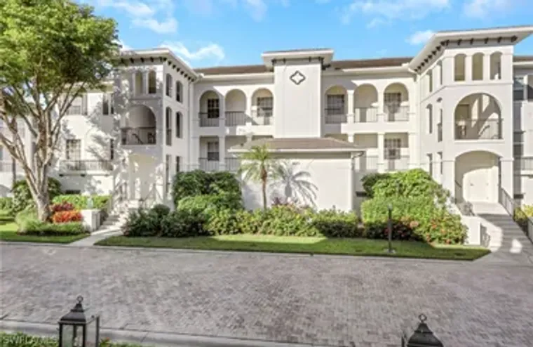 820 BENTWATER CIR 202, NAPLES, FL, 34108, Naples, FL 34108