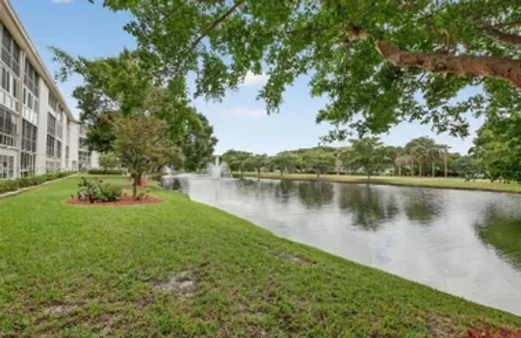 2005 GRANADA DR N2, COCONUT CREEK, FL, 3..., Coconut Creek, FL 33066