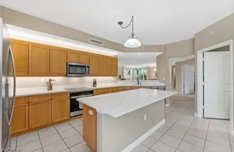 14250 ROYAL HARBOUR CT 318, FORT MYERS, ..., Fort Myers, FL 33908
