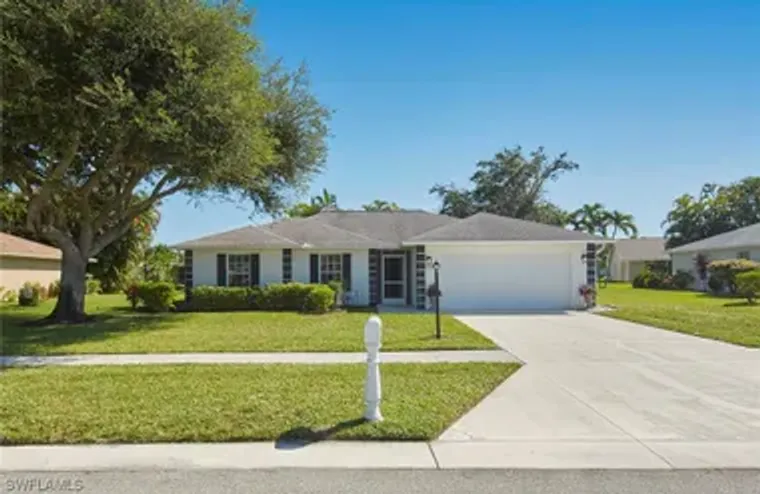 214 MARSEILLE DR, NAPLES, FL, 34112, Naples, FL 34112